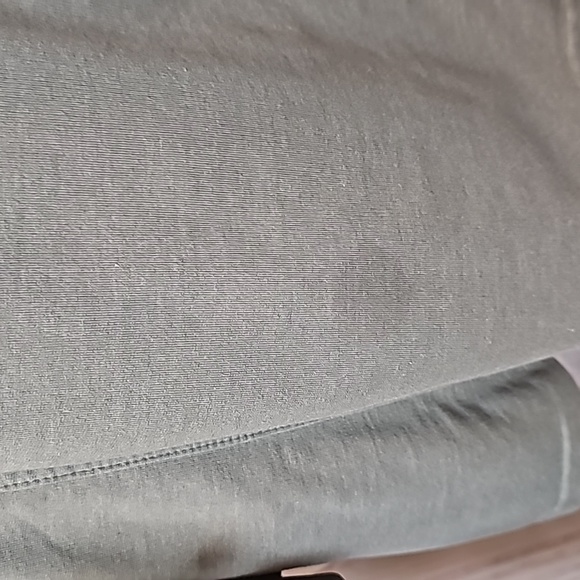 KUT FROM THE KLOTH CAMO GREEN LONG SLEEVE RUFFLE BUTTON-UP JACKET - Picture 16 of 16